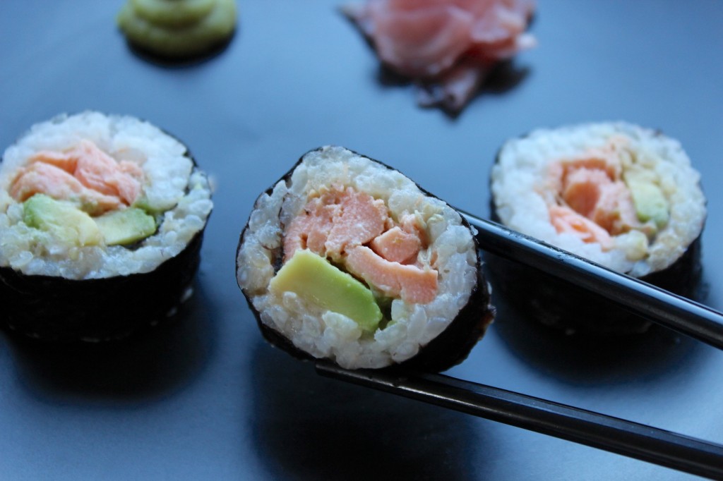 Sushi z pieczonym łososiem 3