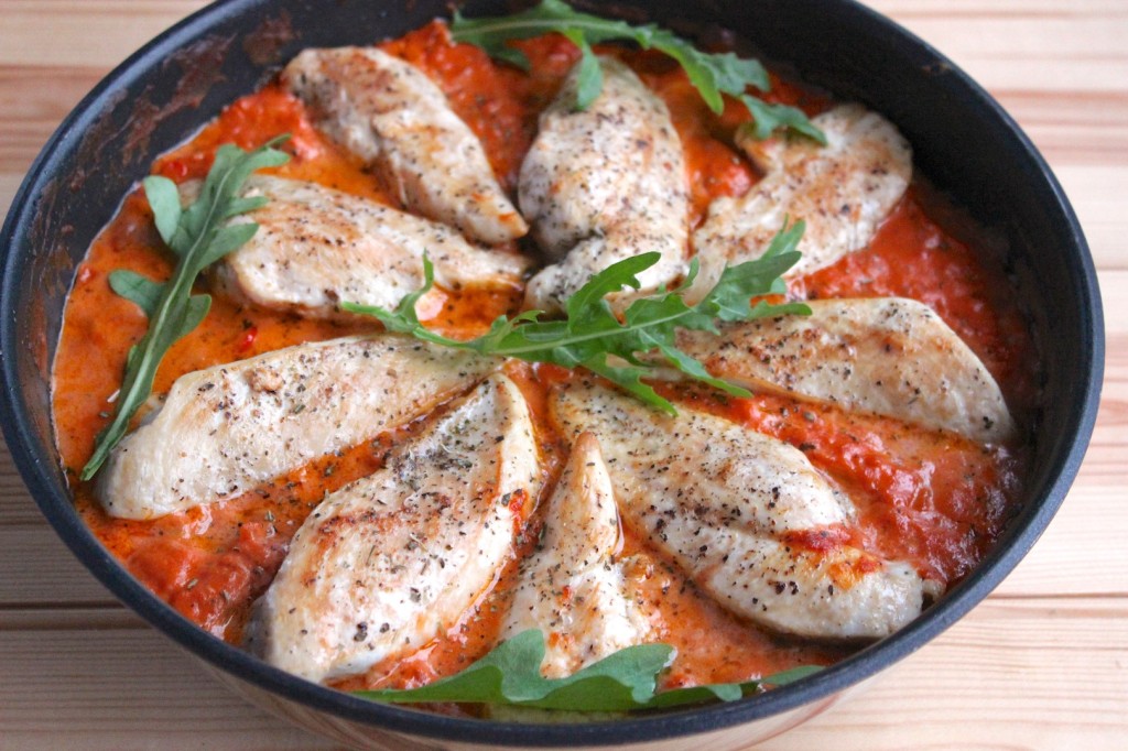Kurczak w sosie pomidorowym  z mascarpone 1